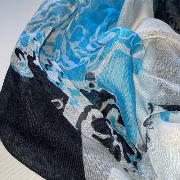 Pashmina - Houndstooth Print by: Charming Charlie - Bid Now = Disc.Shipping 👍 - Picture 8 of 8